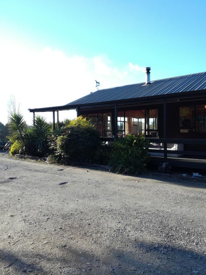 Junohall Backpackers Waitomo Caves Exterior photo
