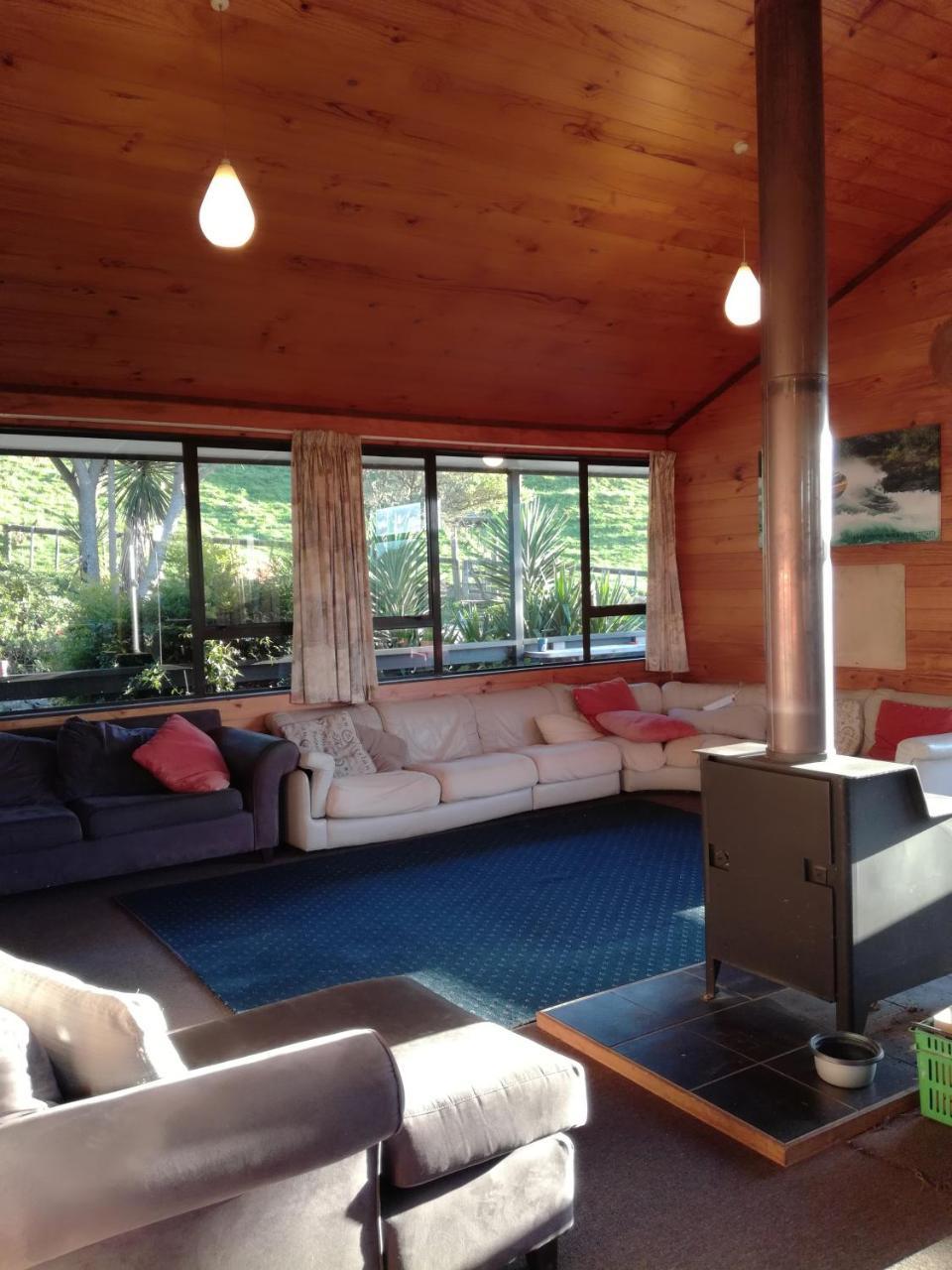 Junohall Backpackers Waitomo Caves Exterior photo