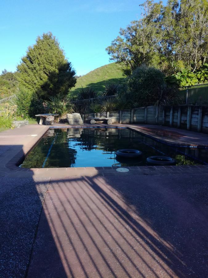 Junohall Backpackers Waitomo Caves Exterior photo
